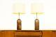 Studio Craft Walnut Table Lamps Lathe Tourné Avec Laiton Détaillant Paire Tl2
